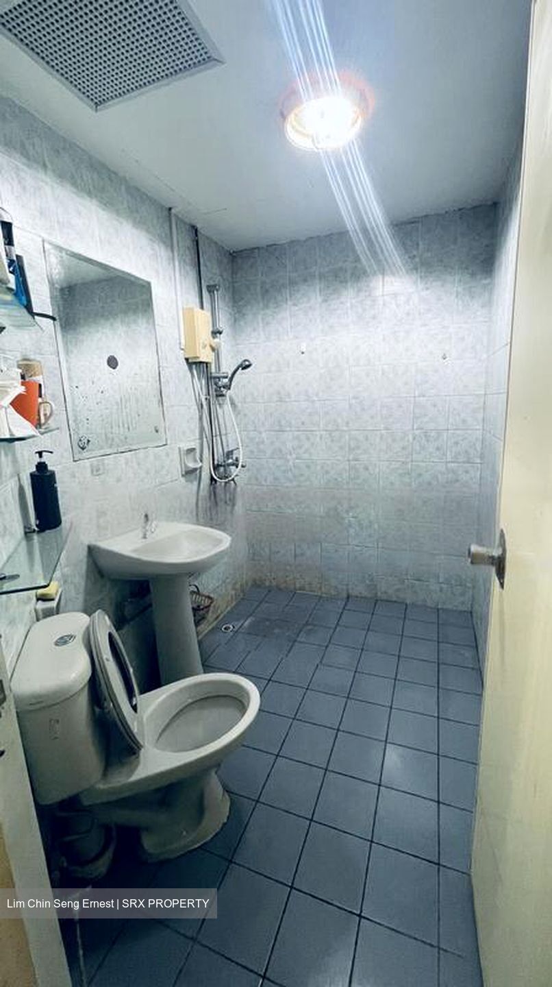 Wing Fong Mansions (D14), Apartment #482869901